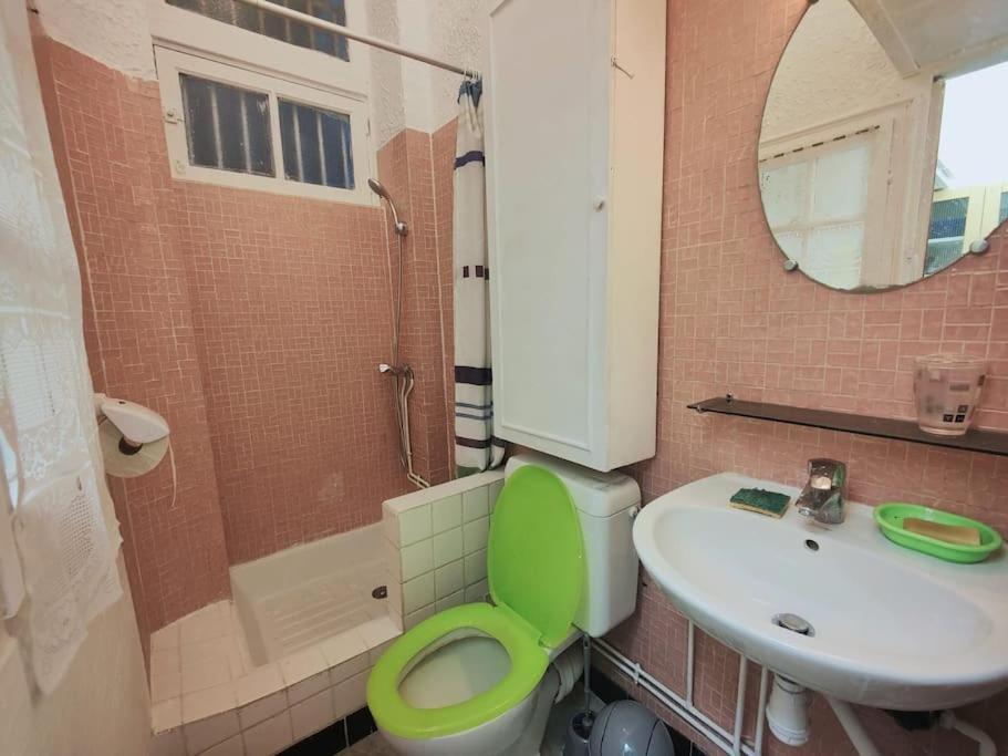 Appartement Studio Proche De La Tour Eiffel à Paris Extérieur photo